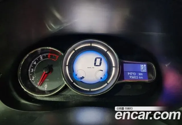 Renault Fluence 2014 thumb 9