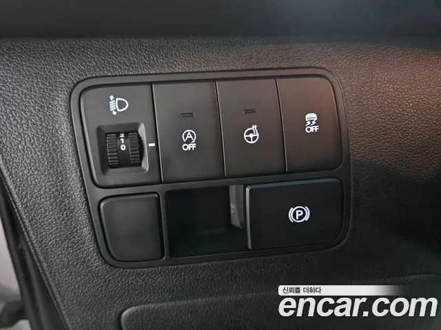Hyundai Staria 2022 thumb 10