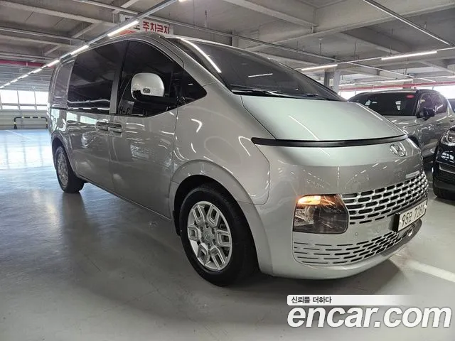 Hyundai Staria 2022 thumb 12