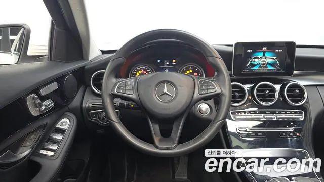 Mercedes-Benz C-Класс 2016 thumb 12