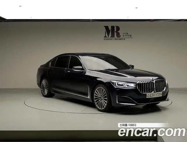BMW 7 серии 2019 thumb 2