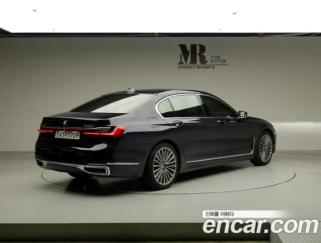 BMW 7 серии 2019 thumb 3