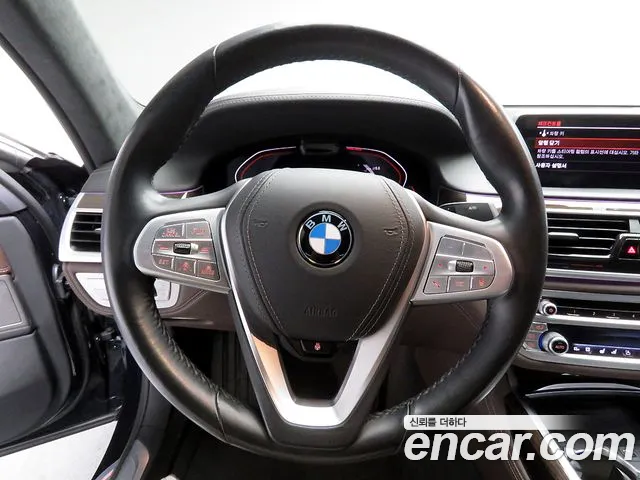 BMW 7 серии 2019 thumb 8