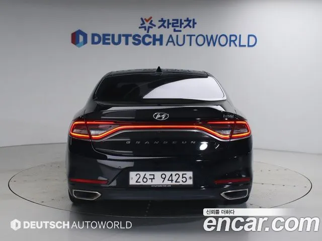 Hyundai Grandeur 2017 thumb 4