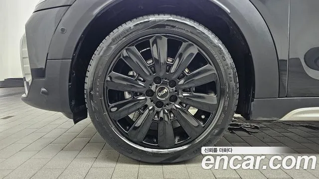 Mini Countryman 2023 thumb 5