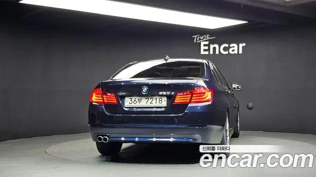 BMW 5 серии 2013 thumb 4
