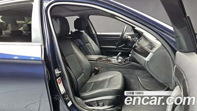 BMW 5 серии 2013 thumb 11