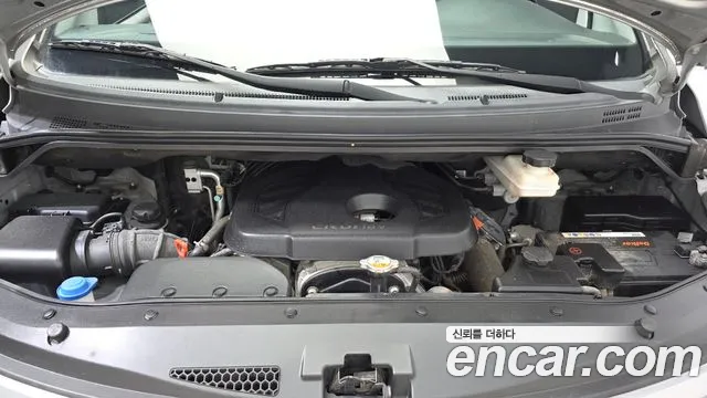 Hyundai Starex 2016 thumb 6