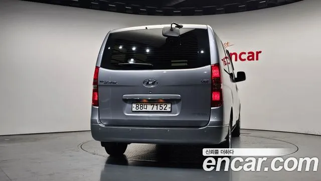 Hyundai Starex 2021 thumb 4