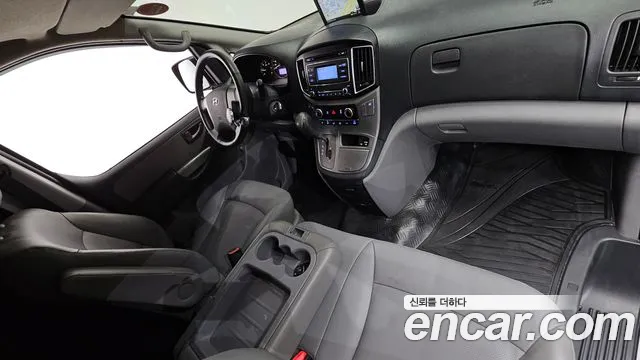 Hyundai Starex 2021 thumb 7