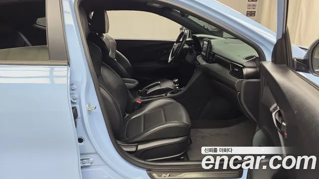 Hyundai Veloster 2019 thumb 11