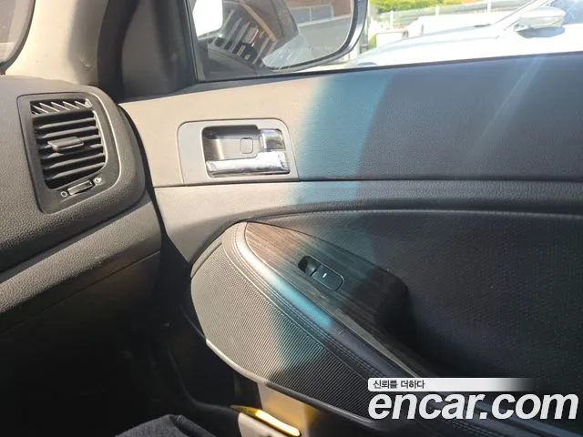 Kia K5 2012 thumb 8