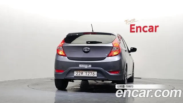 Hyundai Accent 2014 thumb 4