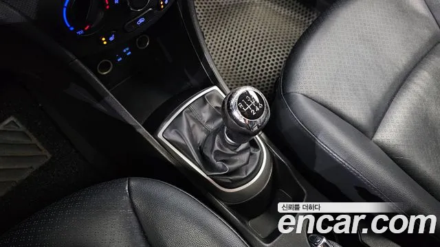 Hyundai Accent 2014 thumb 9