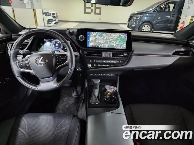 Lexus ES 2024 thumb 6