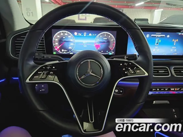 Mercedes-Benz GLE 2025 thumb 9