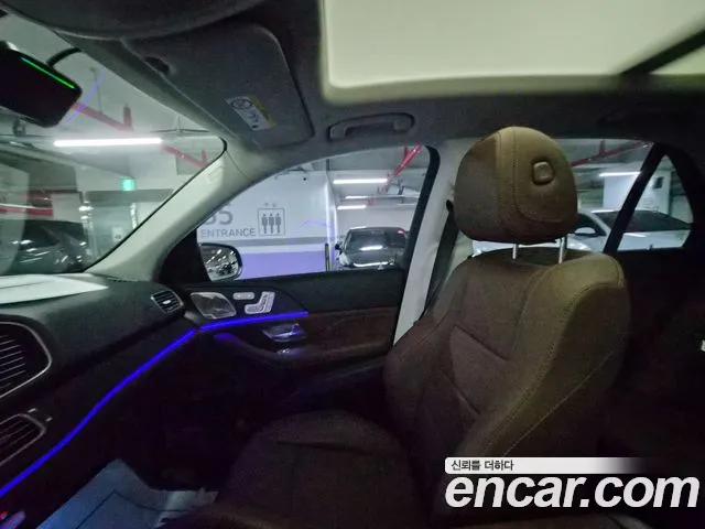 Mercedes-Benz GLE 2025 thumb 10