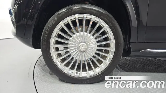 Mercedes-Benz GLS 2023 thumb 5