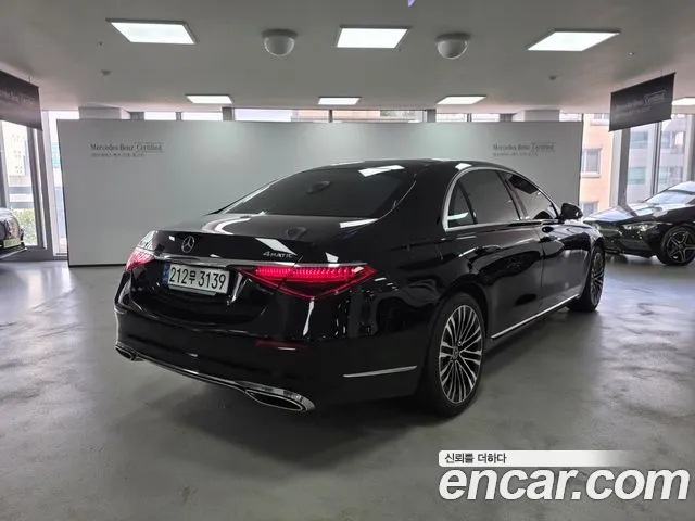 Mercedes-Benz S-Класс 2023 thumb 2