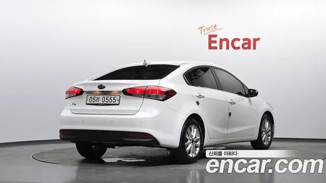 Kia K3 2016 1
