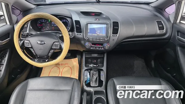 Kia K3 2016 thumb 6
