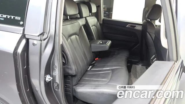KG_Mobility_Ssangyong Rexton 2019 thumb 11