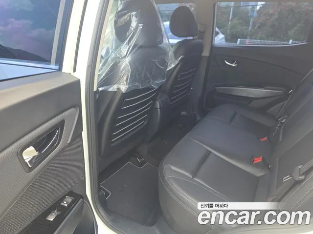 KG_Mobility_Ssangyong TIBOLI 2021 thumb 10