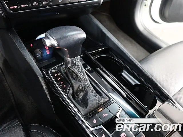 Kia K7 2016 thumb 9