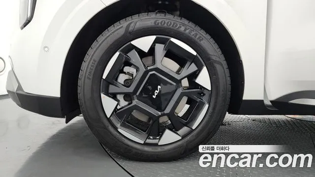 Kia Carnival 2025 thumb 5