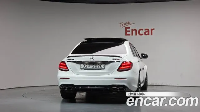 Mercedes-Benz E-Класс 2018 thumb 3
