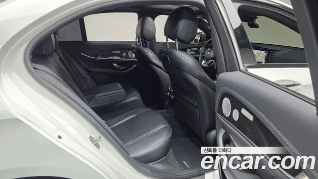 Mercedes-Benz E-Класс 2018 thumb 11