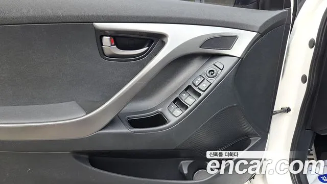 Hyundai Avante 2012 thumb 9