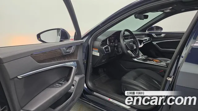 Audi A6 2021 thumb 10