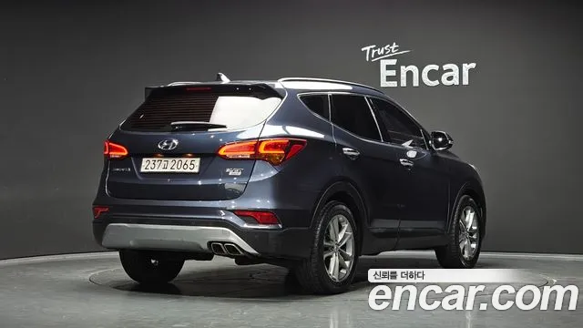 Hyundai Santa Fe 2015 thumb 2