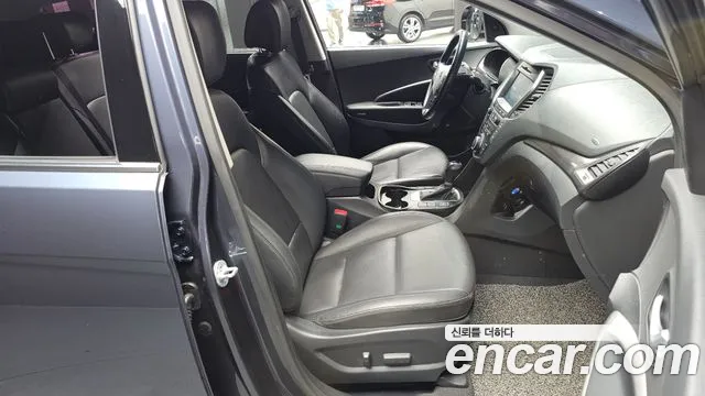 Hyundai Santa Fe 2015 thumb 10