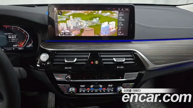 BMW Gran Turismo 2022 thumb 12