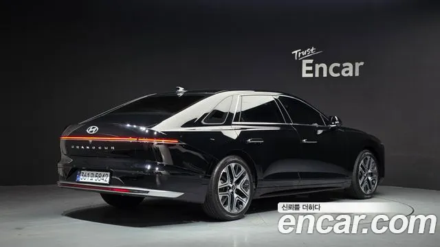 Hyundai Grandeur 2023 thumb 2