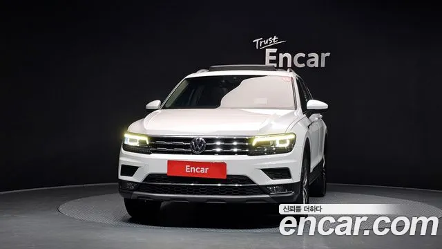 Volkswagen Tiguan 2020 thumb 3