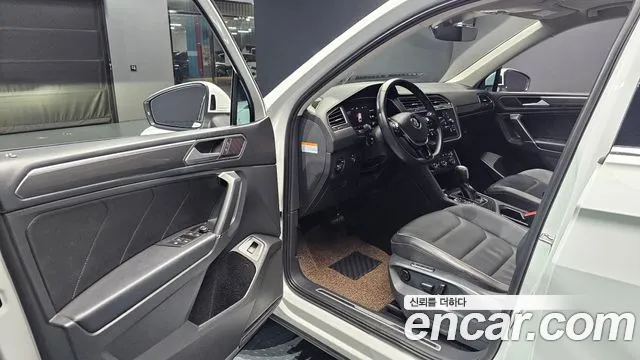 Volkswagen Tiguan 2020 thumb 10