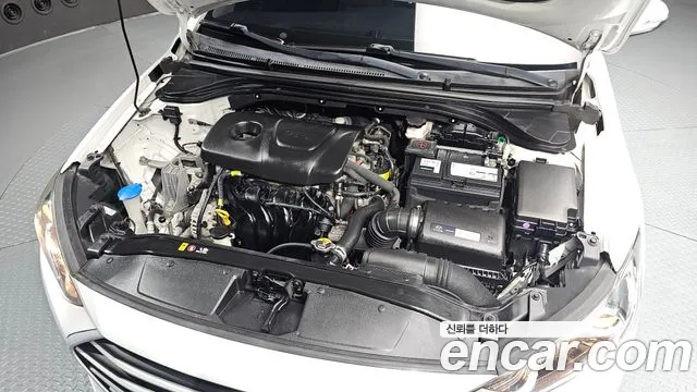 Hyundai Avante 2018 thumb 6