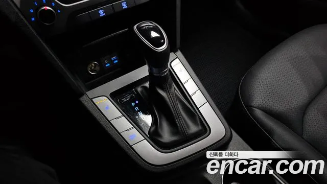 Hyundai Avante 2018 thumb 9