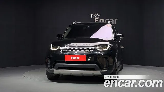 Land Rover Discovery 2020 thumb 3