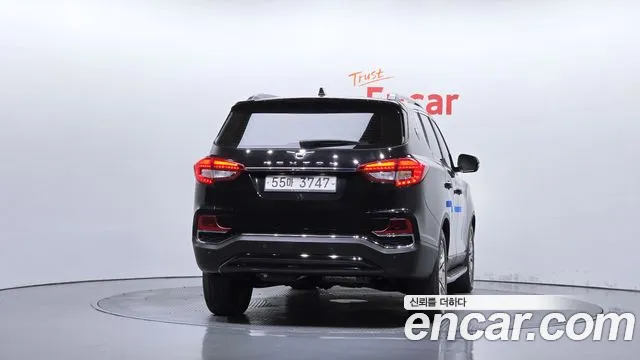 KG_Mobility_Ssangyong Rexton 2019 thumb 4