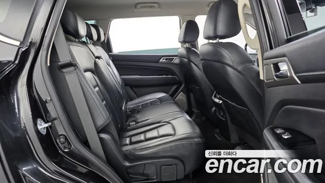 KG_Mobility_Ssangyong Rexton 2019 thumb 11