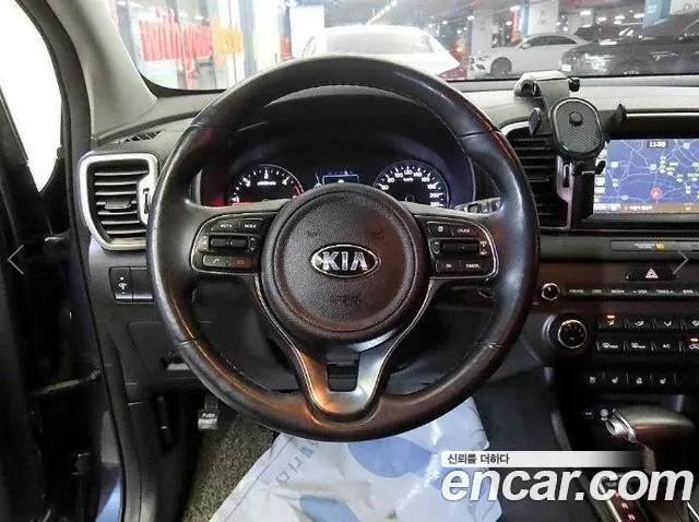 Kia Sportage 2015 thumb 8