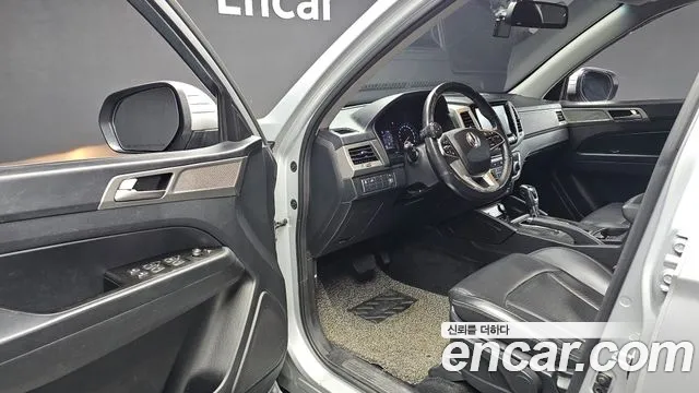 KG_Mobility_Ssangyong Rexton 2018 thumb 10