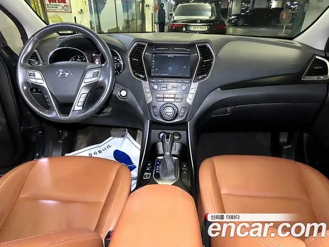 Hyundai Santa Fe 2017 thumb 10