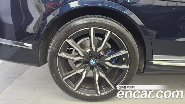 BMW X7 2022 thumb 5