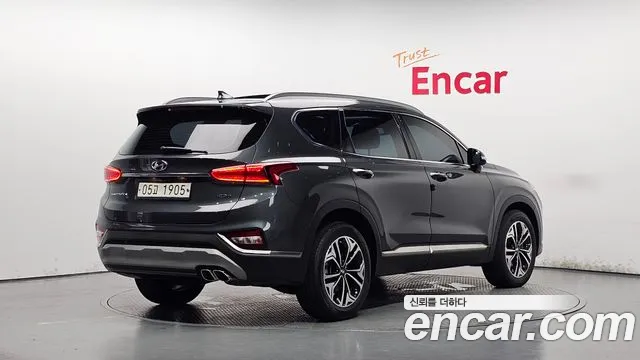 Hyundai Santa Fe 2018 thumb 2