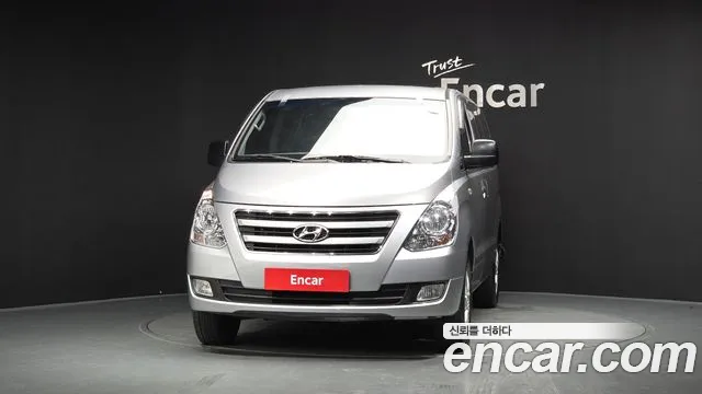 Hyundai Starex 2017 thumb 3